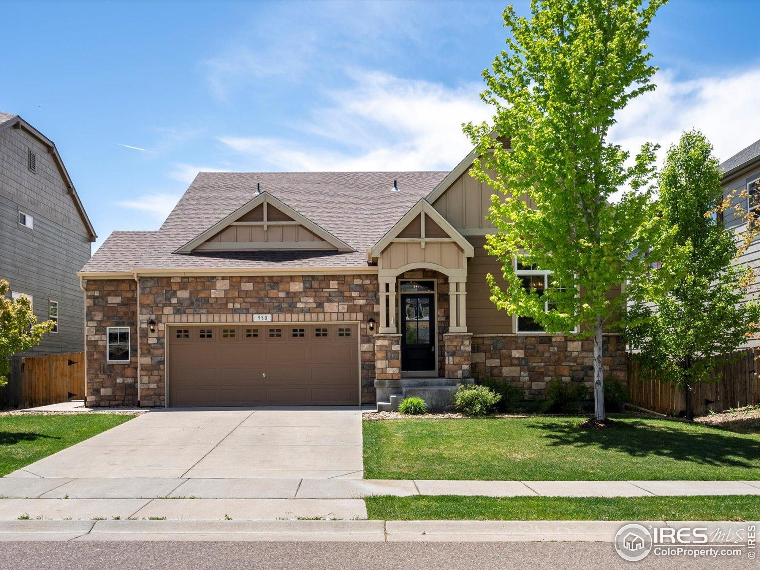 950 Sumner Way Erie, CO 80516 - Photo 2 of 39
