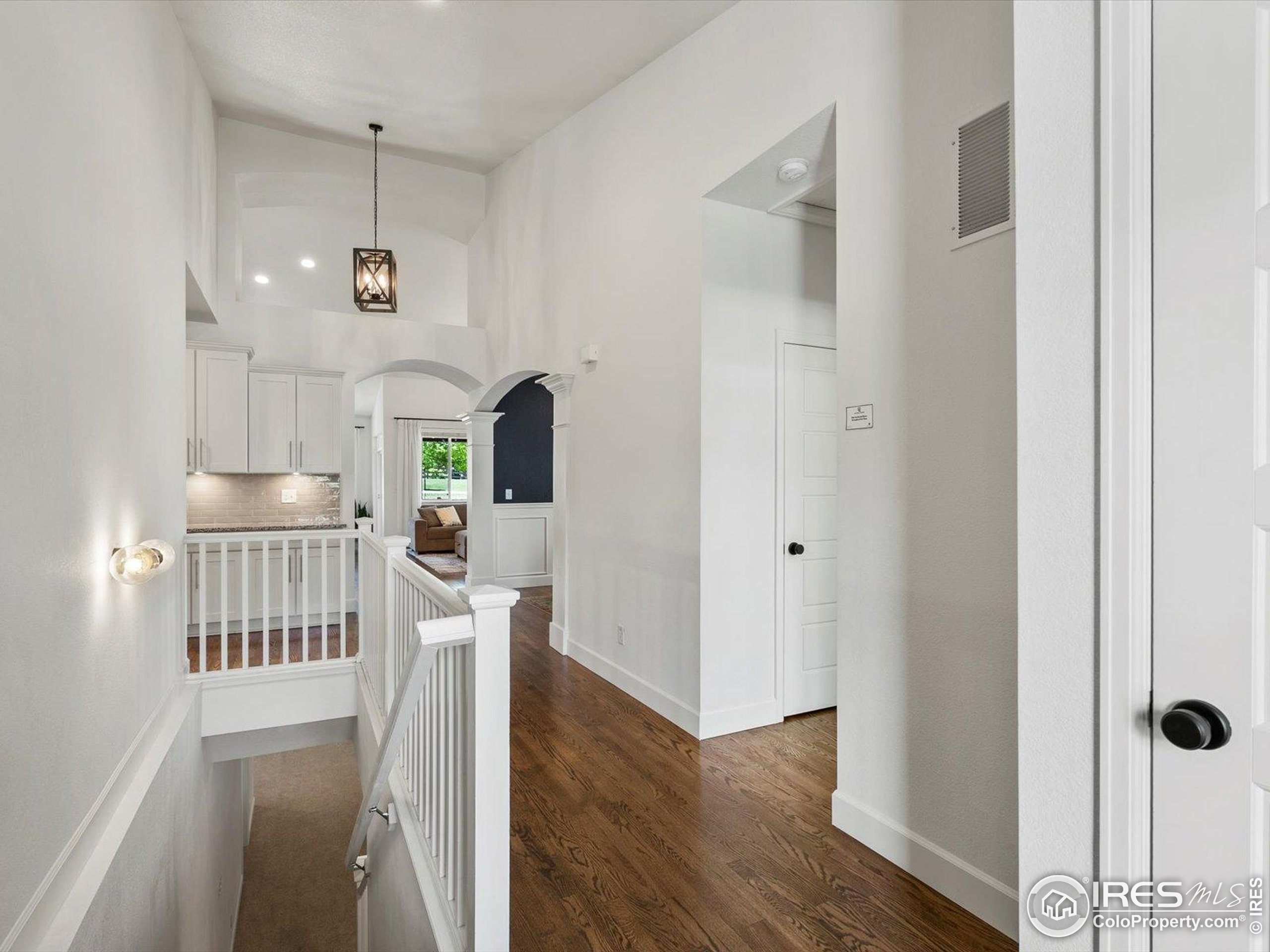 950 Sumner Way Erie, CO 80516 - Photo 4 of 39