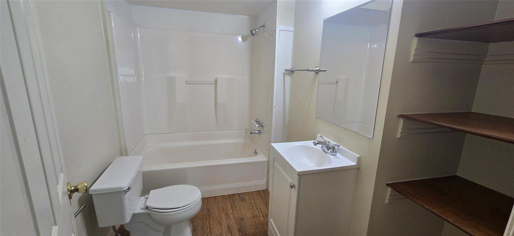 800 North 4th Street Sanger, TX 76266 - Photo 9 of 11