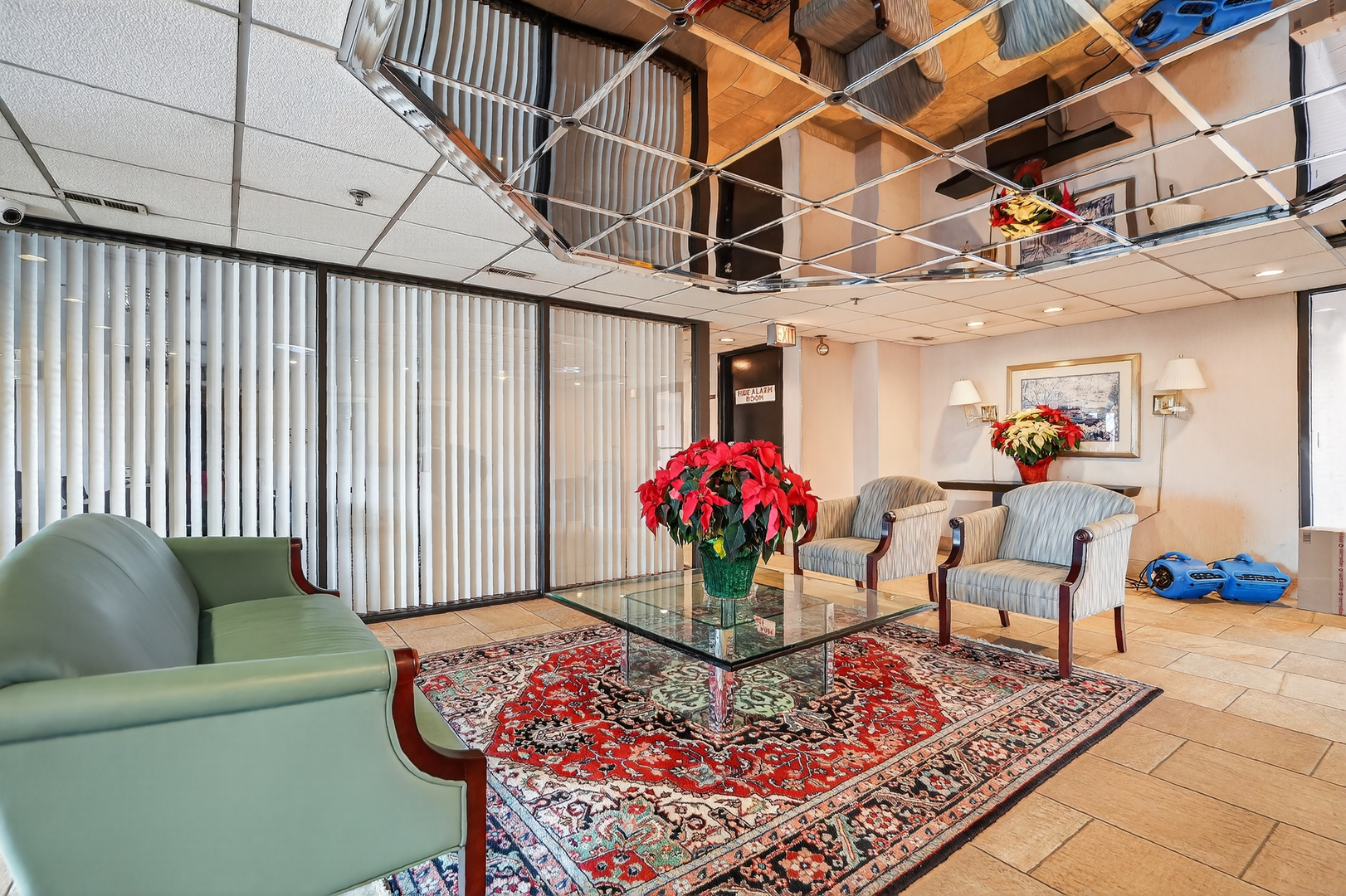 711 South River Road, Unit 617 Des Plaines, IL 60016 - Photo 24 of 26