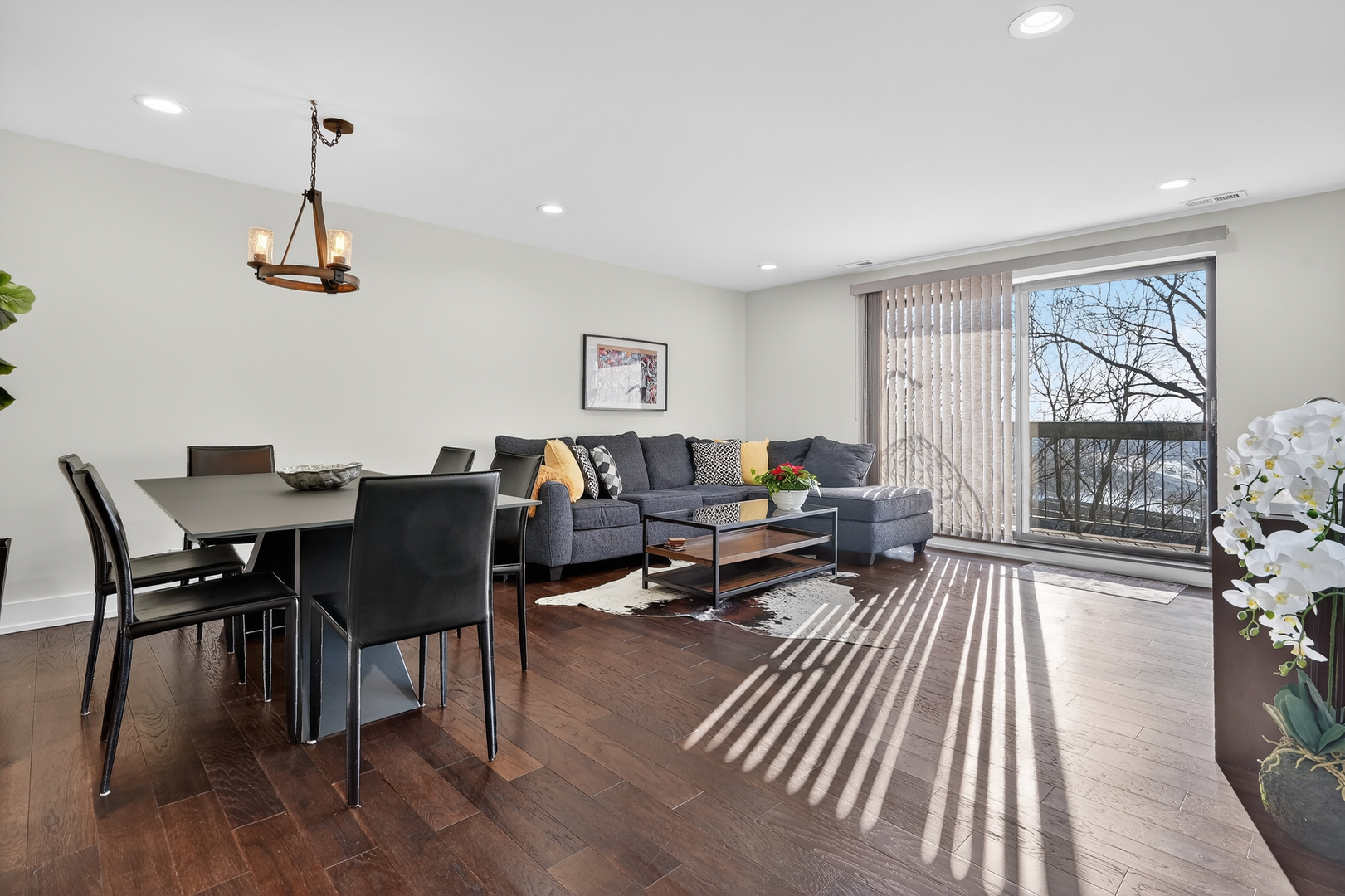 711 South River Road, Unit 617 Des Plaines, IL 60016 - Photo 4 of 26