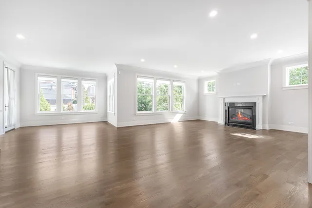 $2,299,000 | 469 South Sunnyside Avenue, Elmhurst, IL 60126