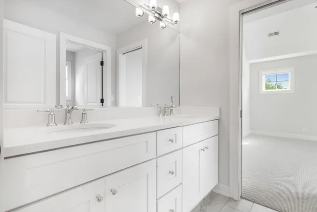 $2,299,000 | 469 South Sunnyside Avenue, Elmhurst, IL 60126