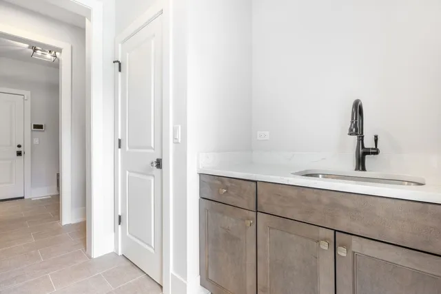 $2,299,000 | 469 South Sunnyside Avenue, Elmhurst, IL 60126