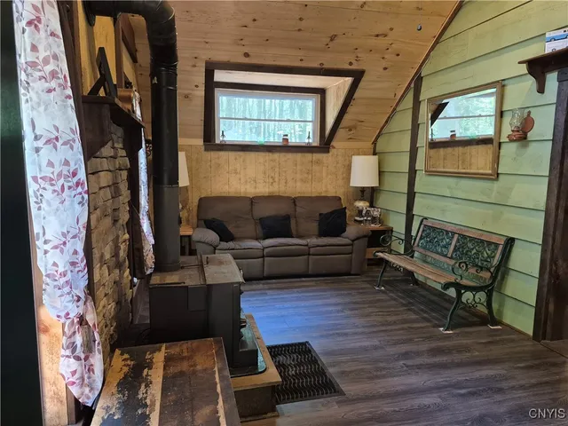 $224,900 | 302 Dutcherville Road, Constantia, NY 13028