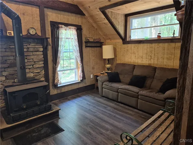 $224,900 | 302 Dutcherville Road, Constantia, NY 13028