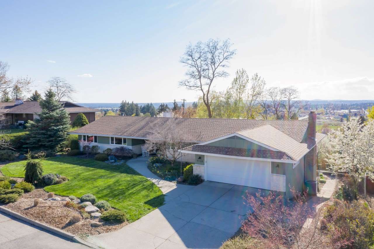 5520 South Custer Road Spokane, WA 99223 - Photo 1 of 20
