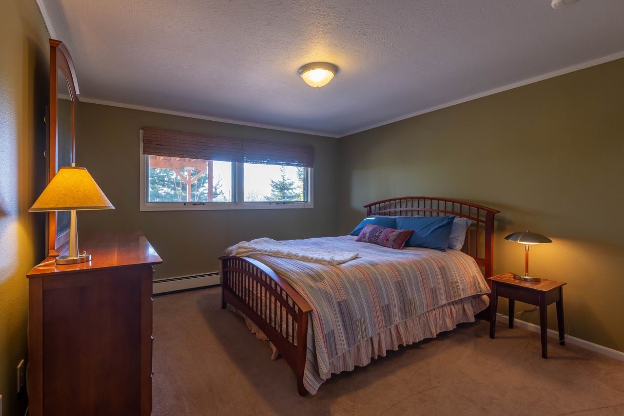 5520 South Custer Road Spokane, WA 99223 - Photo 16 of 20