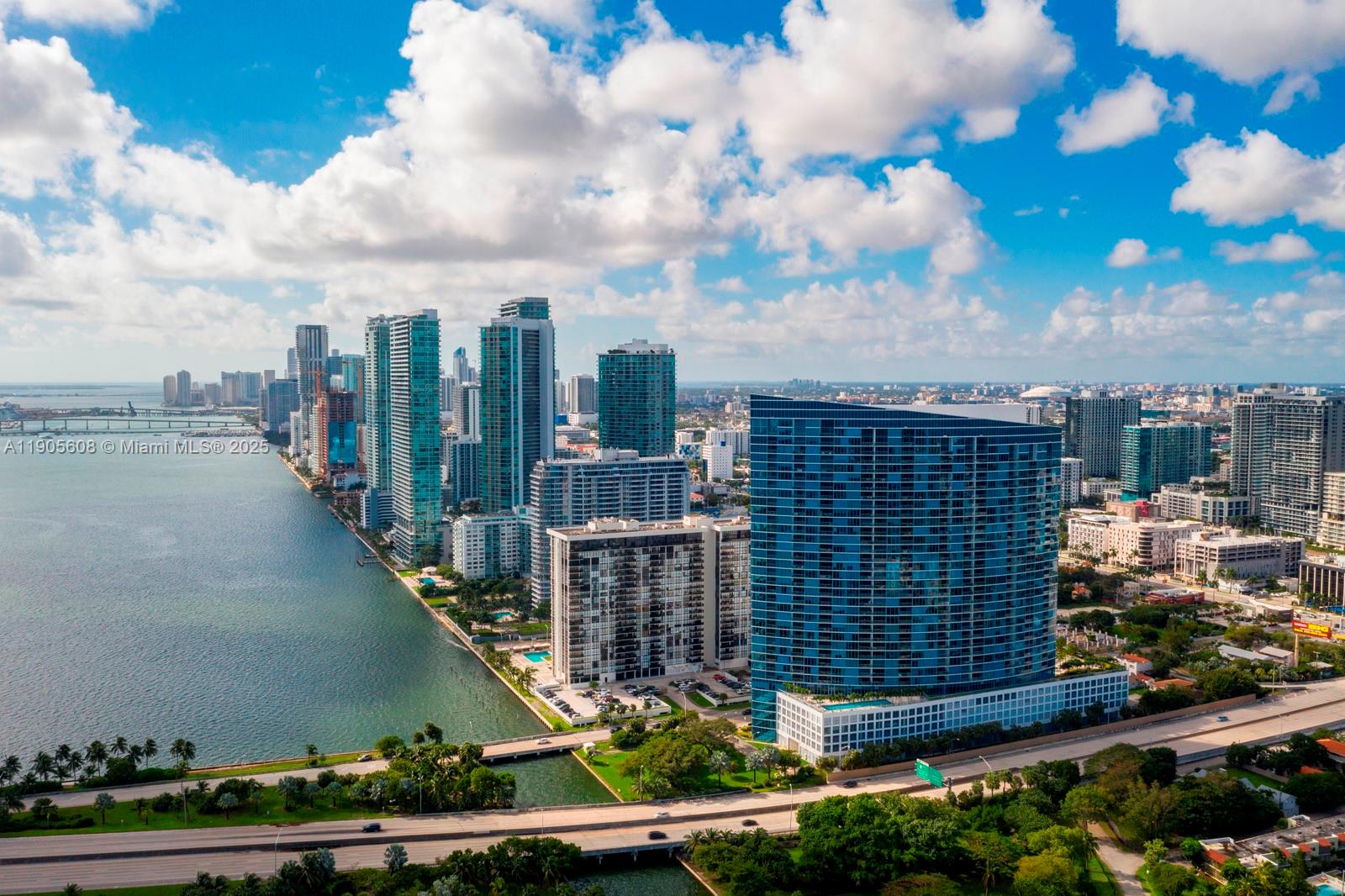 601 Northeast 36th Street, Unit 2304 Miami, FL 33137 - Photo 36 of 40 a city view