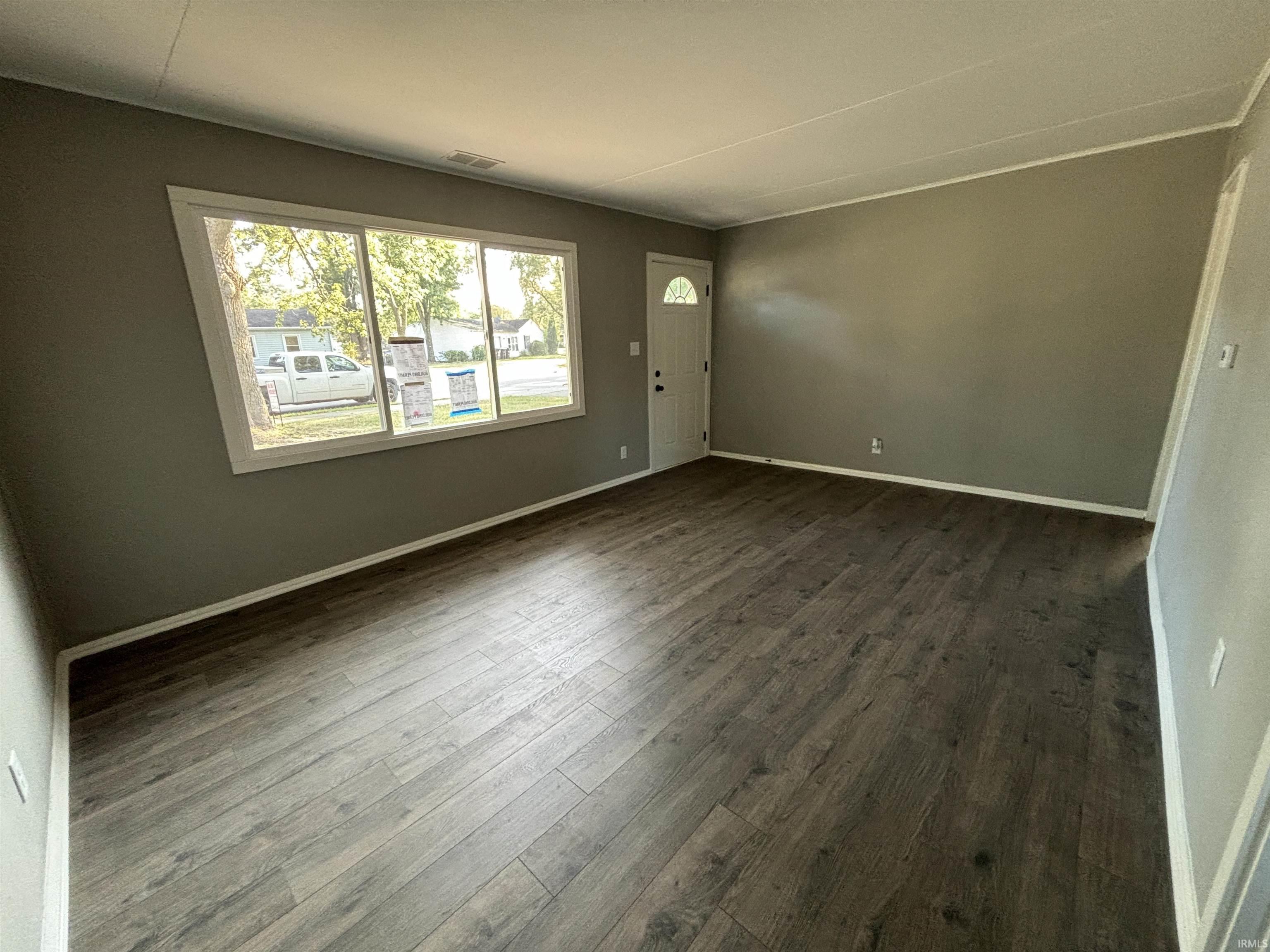 6316 Southcrest Road Fort Wayne, IN 46816 - Photo 4 of 13