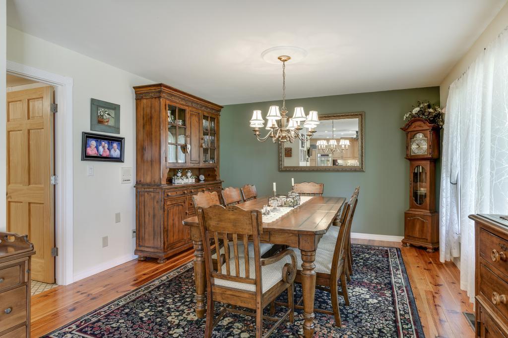 2700 Shadywood Road Orono, MN 55331 - Photo 18 of 29