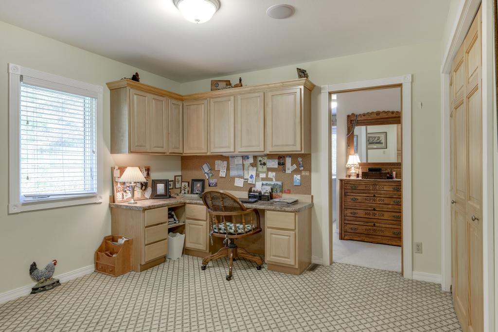 2700 Shadywood Road Orono, MN 55331 - Photo 20 of 29