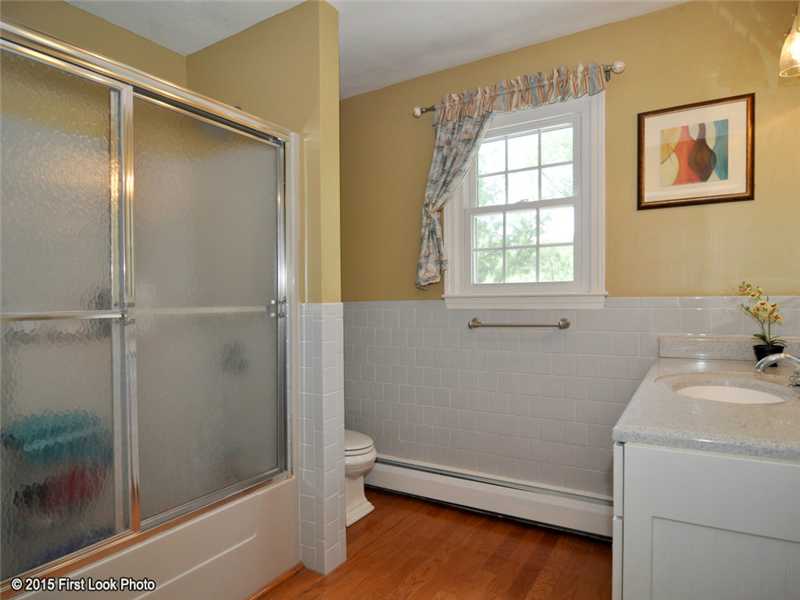 466 Sowams Road Barrington, RI 02806 - Photo 25 of 25 Bathroom.