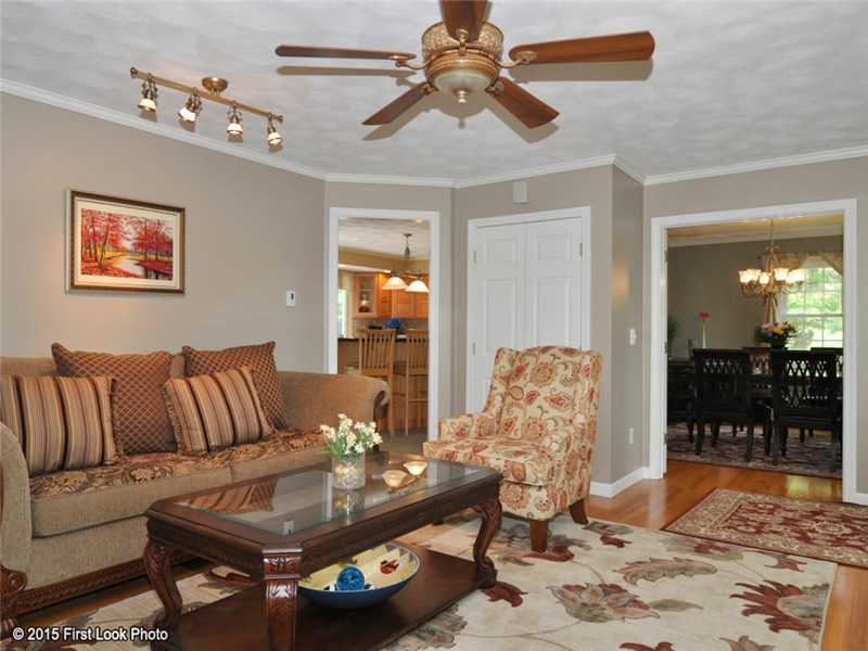 466 Sowams Road Barrington, RI 02806 - Photo 6 of 25 Living Room.