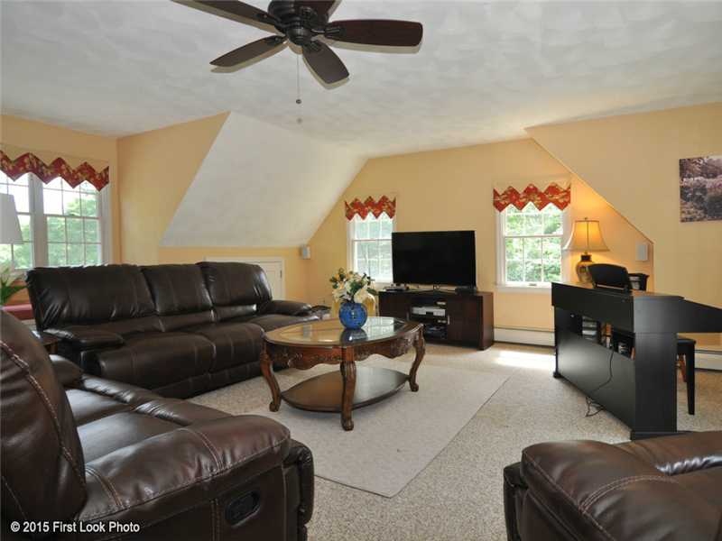 466 Sowams Road Barrington, RI 02806 - Photo 7 of 25 Den/Family/Great Room.