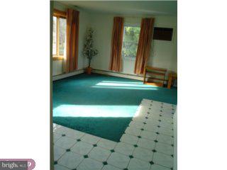 2601 Springfield Road Broomall, PA 19008 - Photo 3 of 6 Gallery Image 3