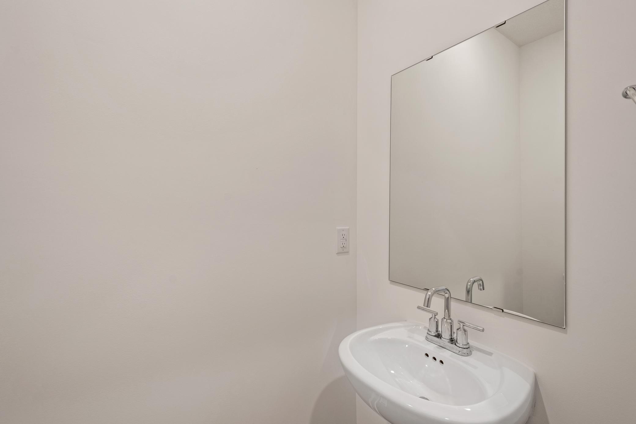 3481 Trails End Road Eagan, MN 55123 - Photo 5 of 19