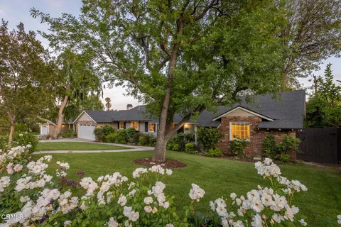 $2,950,000 | 904 Wiladonda Drive, La Canada Flintridge, CA 91011