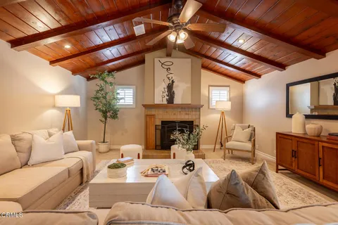 $2,950,000 | 904 Wiladonda Drive, La Canada Flintridge, CA 91011