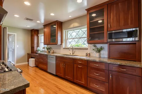 $2,950,000 | 904 Wiladonda Drive, La Canada Flintridge, CA 91011