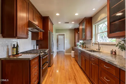 $2,950,000 | 904 Wiladonda Drive, La Canada Flintridge, CA 91011