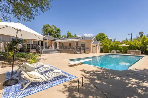 $2,950,000 | 904 Wiladonda Drive, La Canada Flintridge, CA 91011