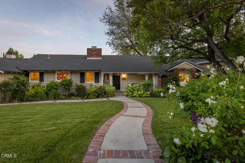 $2,950,000 | 904 Wiladonda Drive, La Canada Flintridge, CA 91011