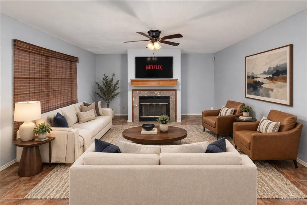 1712 Oaks Road Edinburg, TX 78539 - Photo 10 of 26 Gallery Image 10