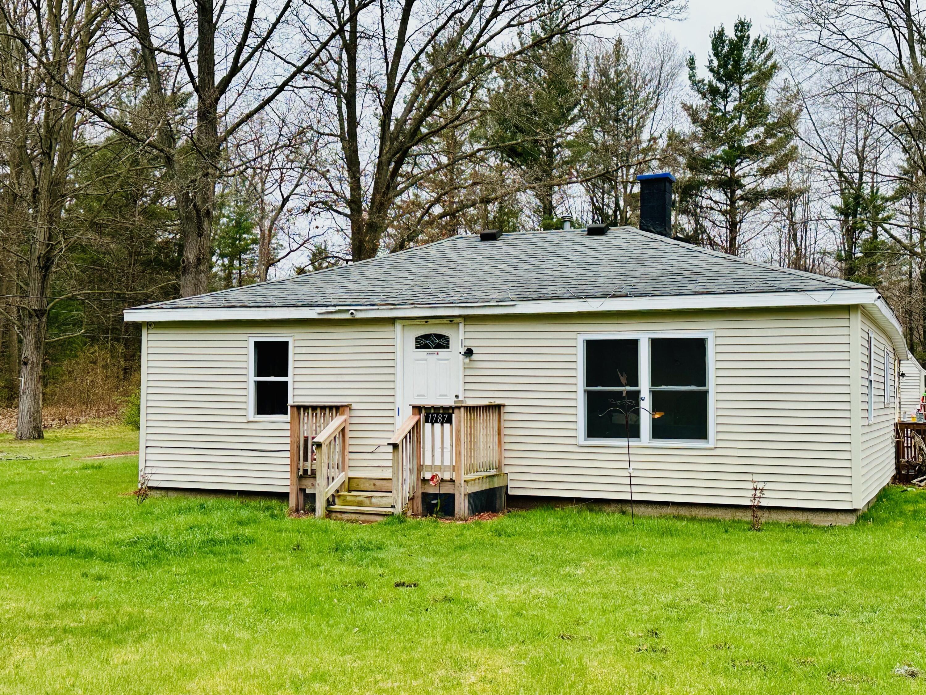 1787 N Weber