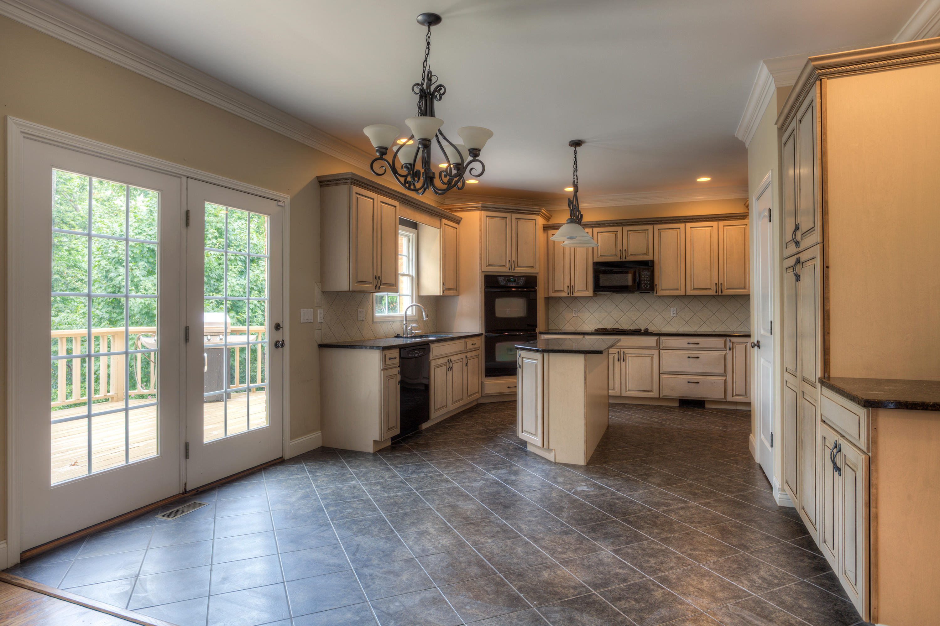 12341 Comblain Road Knoxville, TN 37934 - Photo 4 of 39 Kitchen_003