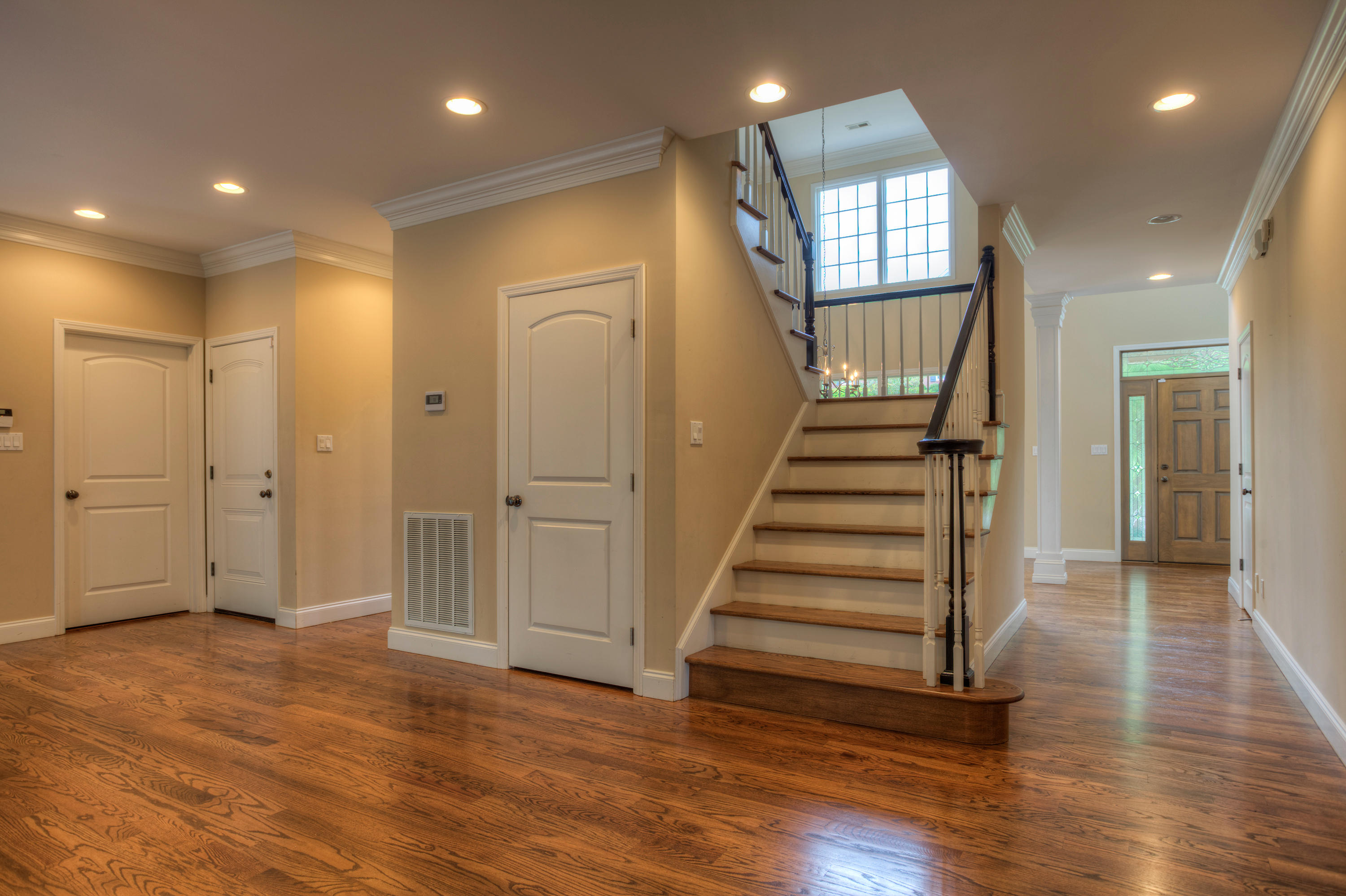 12341 Comblain Road Knoxville, TN 37934 - Photo 36 of 39 Stairway_001