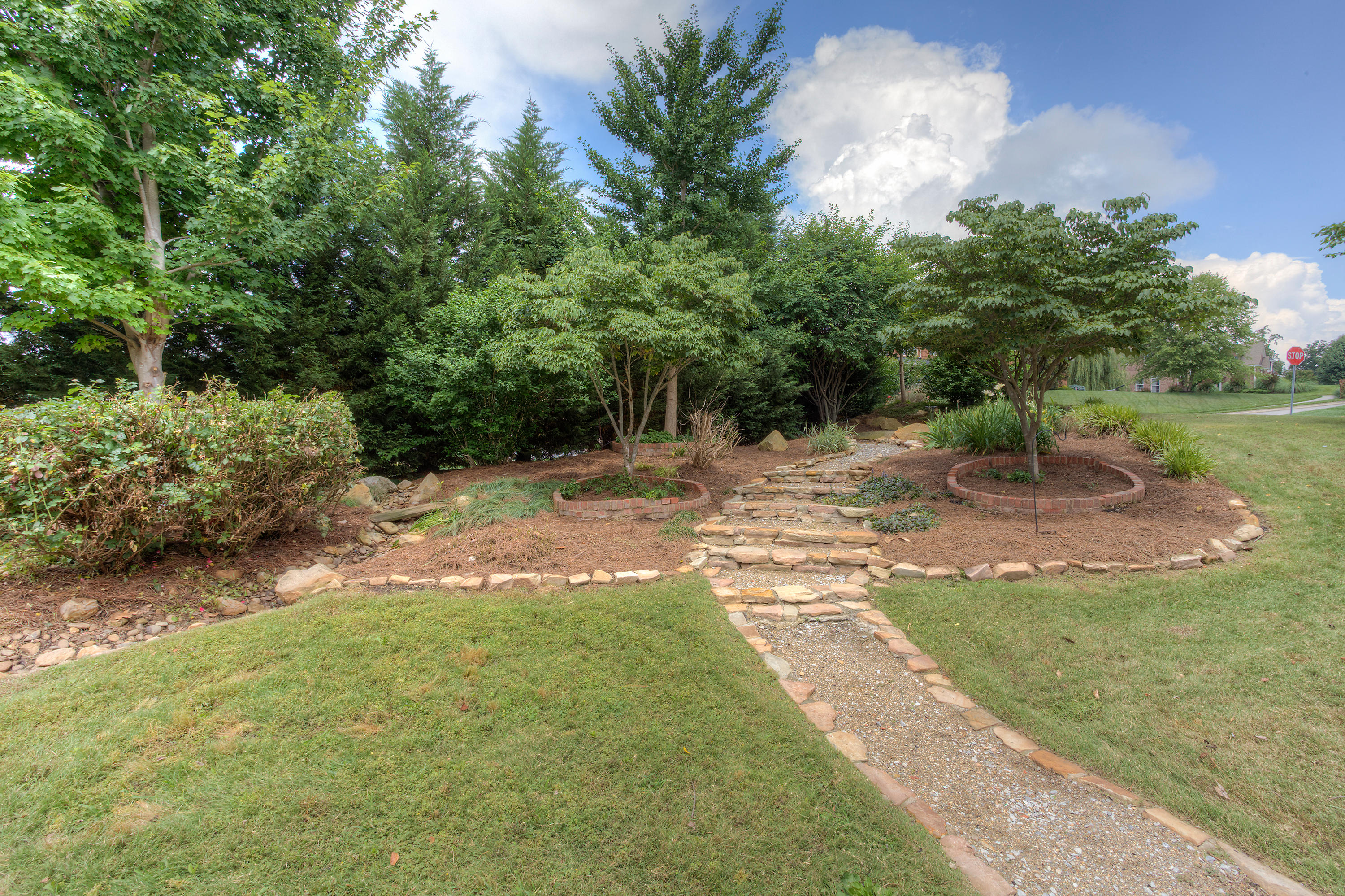12341 Comblain Road Knoxville, TN 37934 - Photo 37 of 39 Landscape