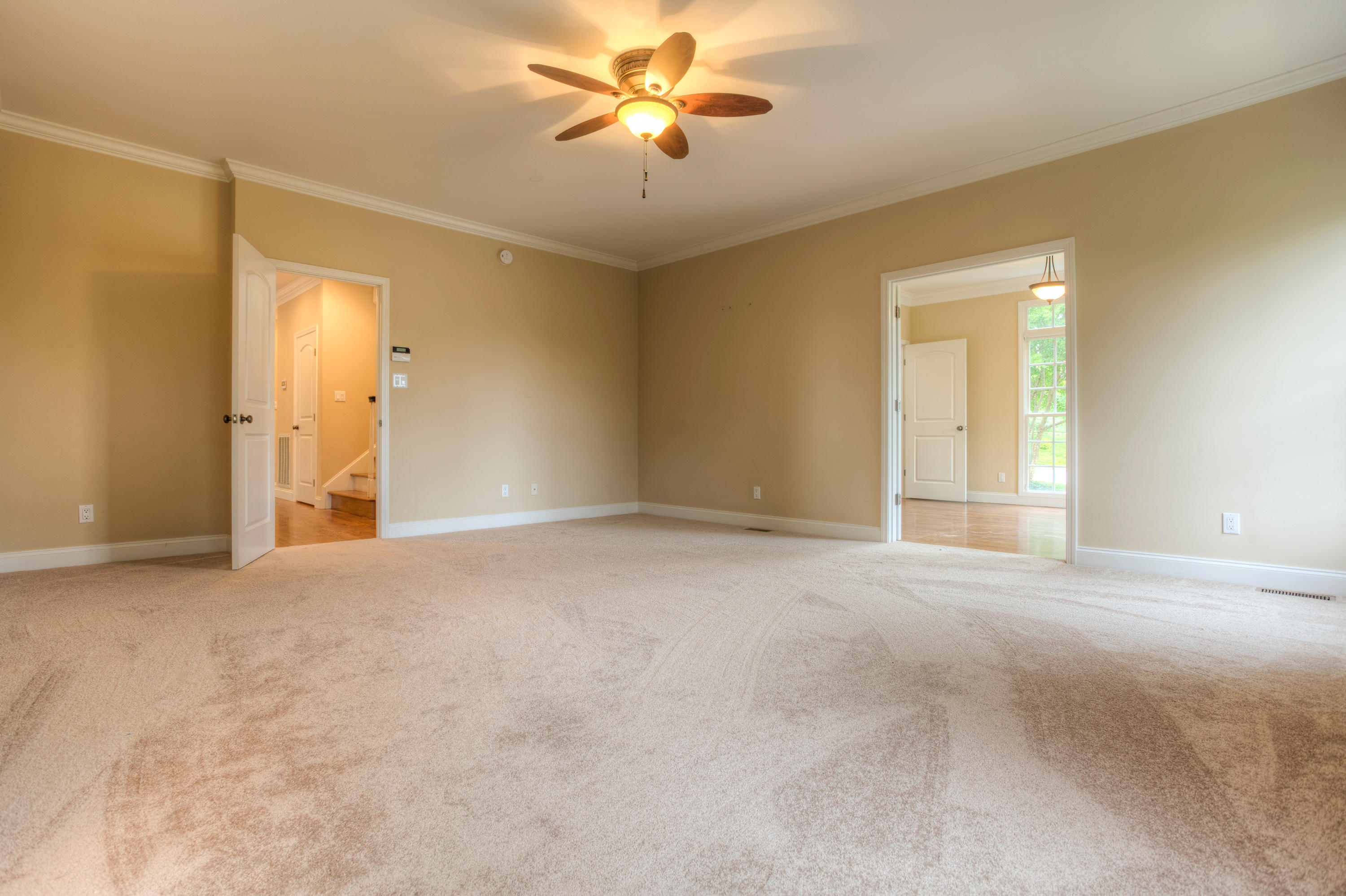 12341 Comblain Road Knoxville, TN 37934 - Photo 10 of 39 Owners Bedroom_001