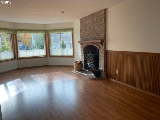 39255 Evans Street Sandy, OR 97055 - Photo 6 of 31 Gallery Image 6