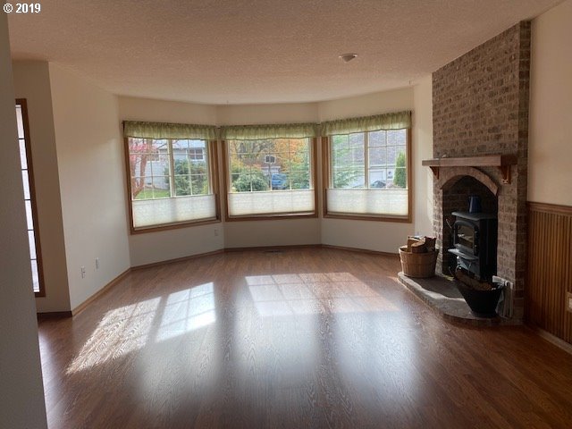 39255 Evans Street Sandy, OR 97055 - Photo 8 of 31 Gallery Image 8
