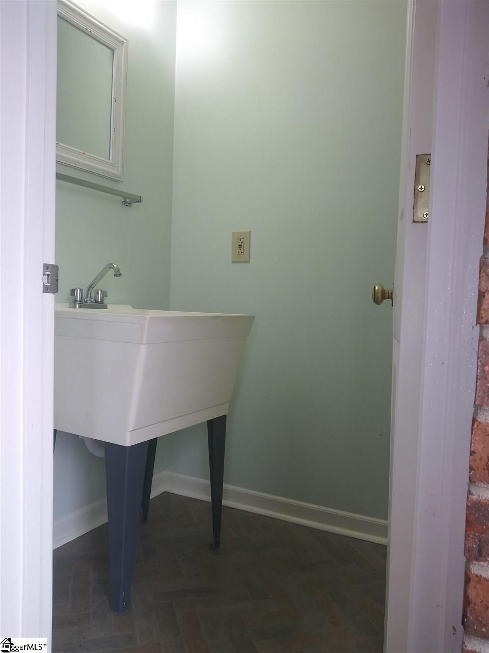 239 Major Road Piedmont, SC 29673 - Photo 26 of 34