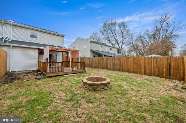 $2,200 | 163 East 2nd Street, Alburtis, PA 18011