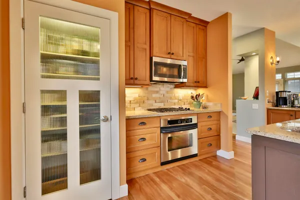 $855,000 | 21 Settler Hill Circle, Madison, WI 53717