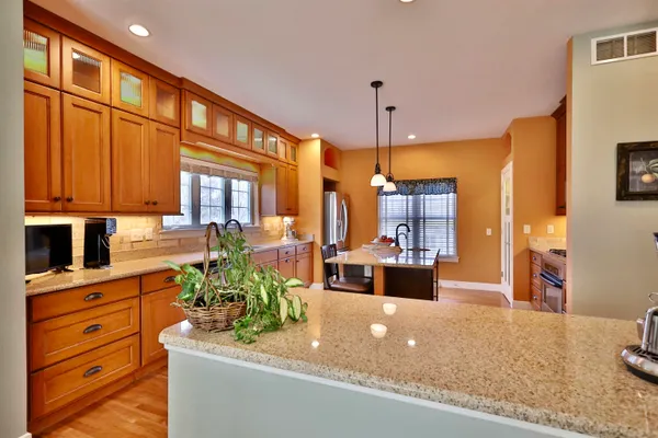 $855,000 | 21 Settler Hill Circle, Madison, WI 53717