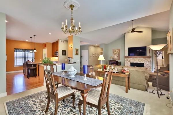 $855,000 | 21 Settler Hill Circle, Madison, WI 53717