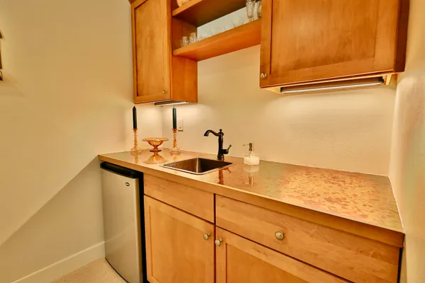 $855,000 | 21 Settler Hill Circle, Madison, WI 53717