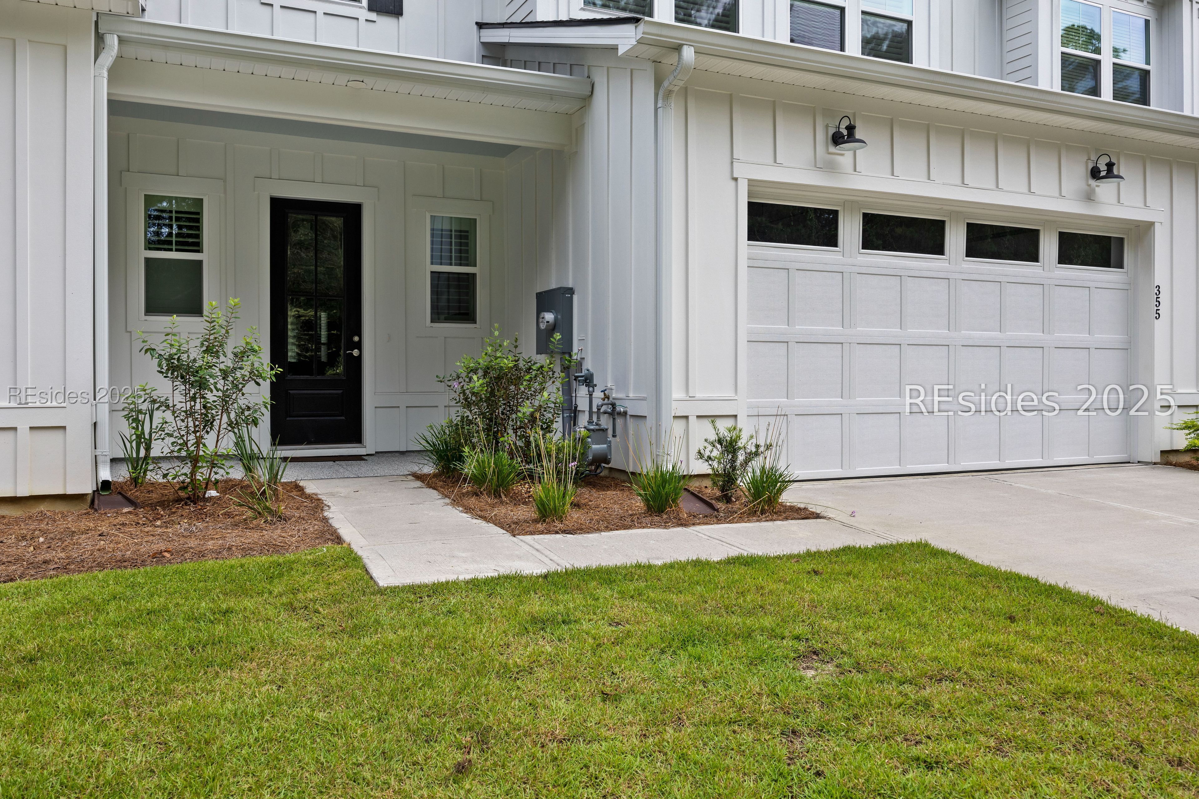 355 Oleander Way Hardeeville, SC 29927 - Photo 3 of 48