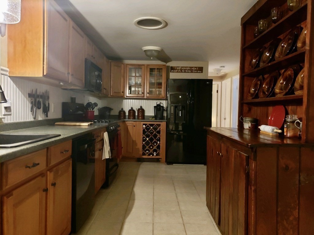 245 Rolf Avenue Chicopee, MA 01020 - Photo 3 of 17 Gallery Image 3