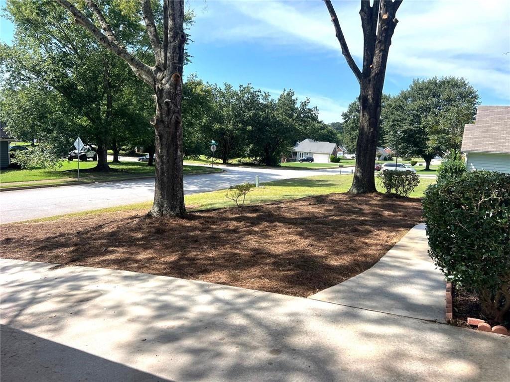 4530 Wentworth Place Southwest Conyers, GA 30094 - Photo 4 of 40