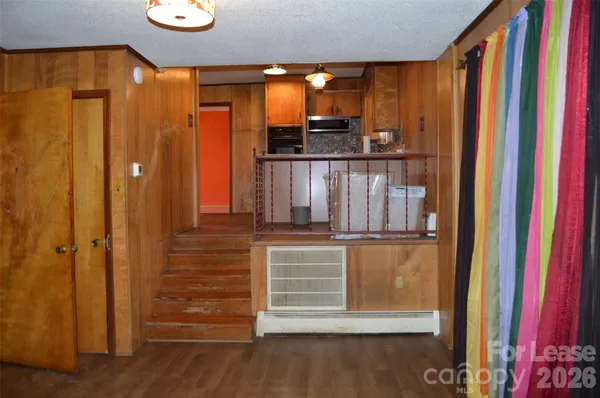 $1,800 | 516 South Green Street, Statesville, NC 28677