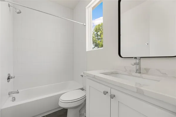 $3,295 | 6319 Richmond Avenue, Unit 109, Dallas, TX 75214