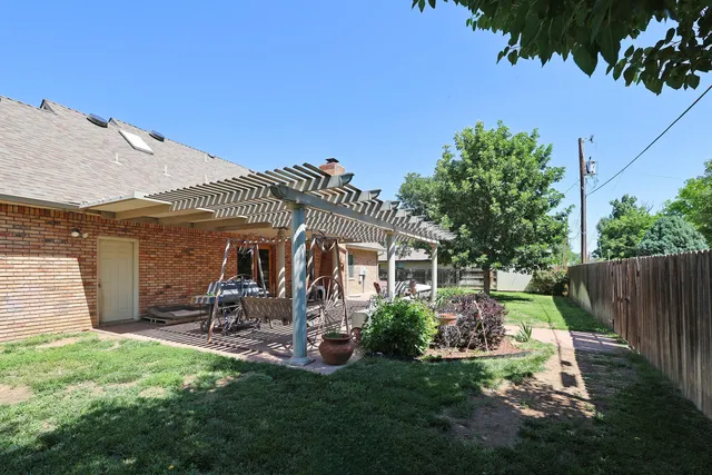 $375,000 | 1206 Olive Street, Stratford, TX 79084