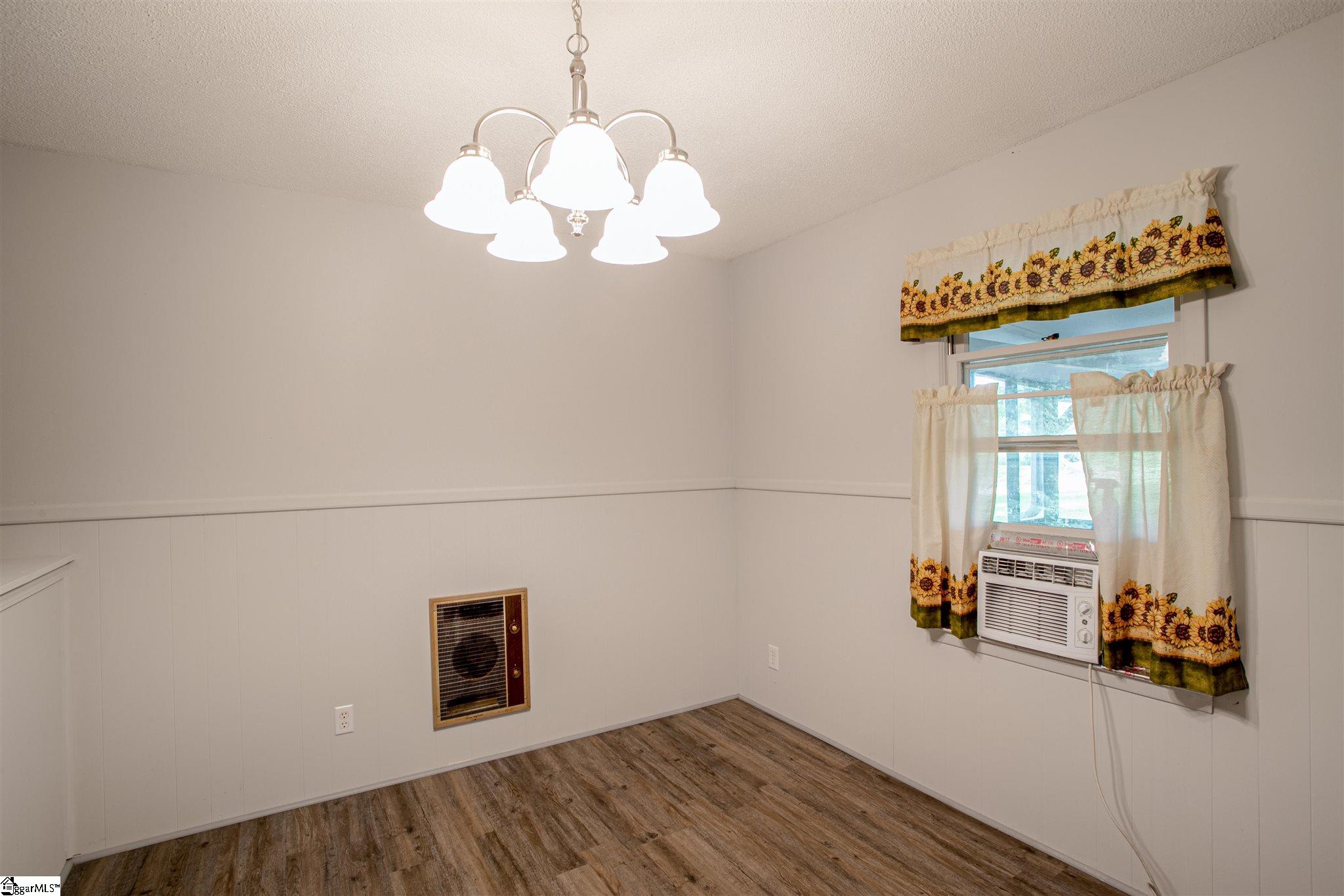 116 Sylvan Road Greenwood, SC 29649 - Photo 8 of 30 Gallery Image 8