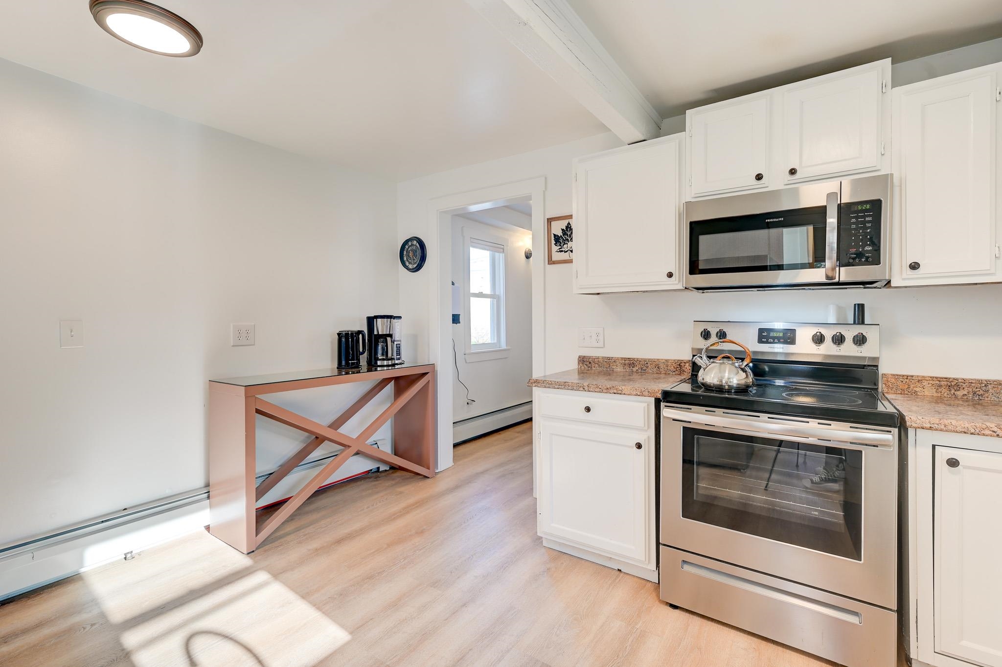 222 Hobbs Street Conway, NH 03818 - Photo 6 of 35