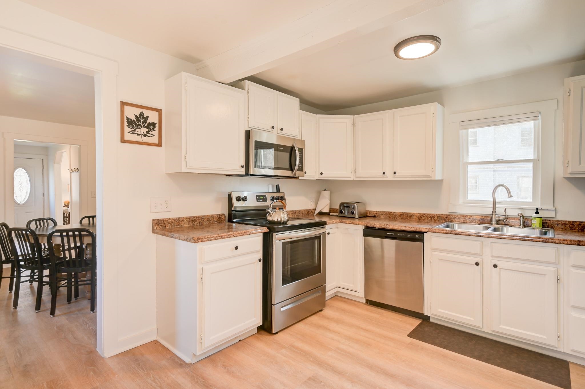 222 Hobbs Street Conway, NH 03818 - Photo 7 of 35